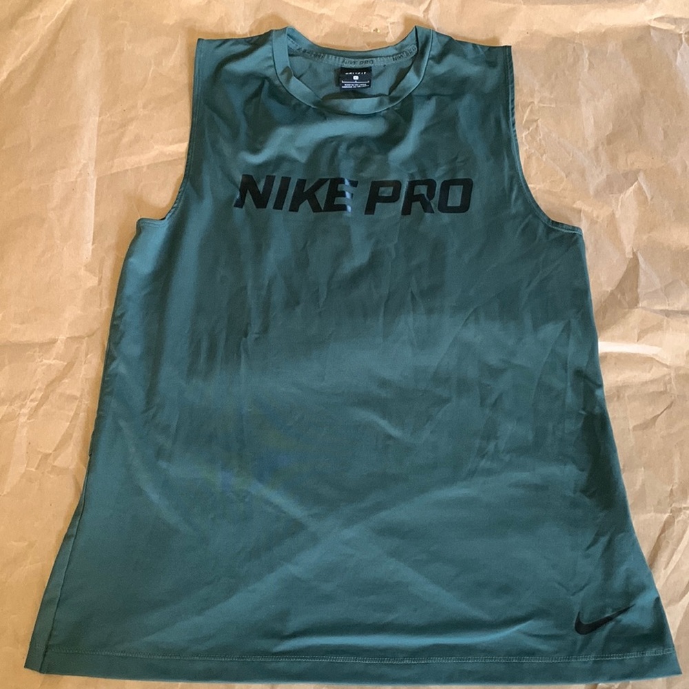 Nike Pro Drifit - mesh back